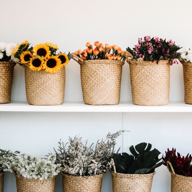 *Luxury Flowers*